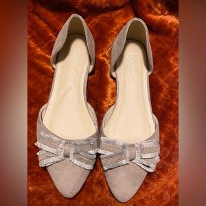 Comfort EST. 1946 Flat